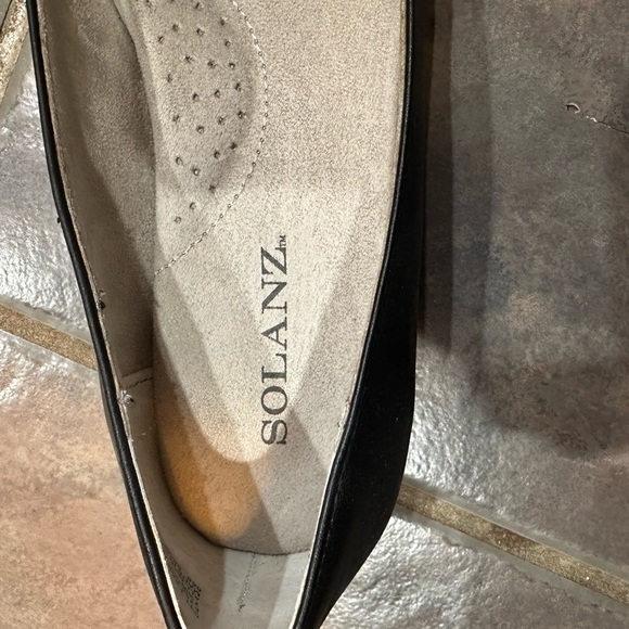 Black Pleated Leather Flats - Picture 5 of 6